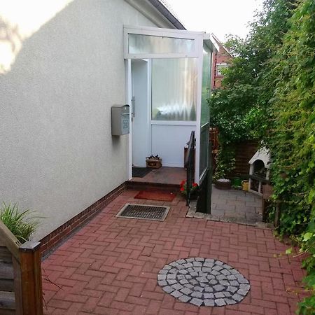 Privates Einzelzimmer Bei Der Weser-Ems-Halle Oldenburg Exterior foto